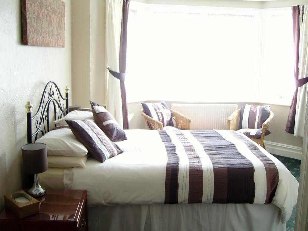 Hotel Blueshutters Poole Exterior foto