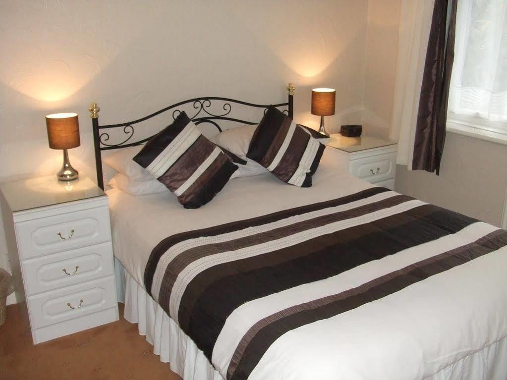 Hotel Blueshutters Poole Exterior foto